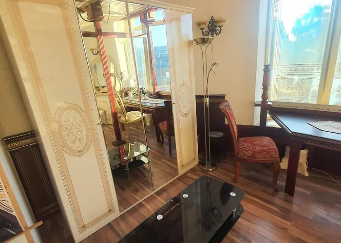 Dzīvošana ģimenē Balta Maja Riga